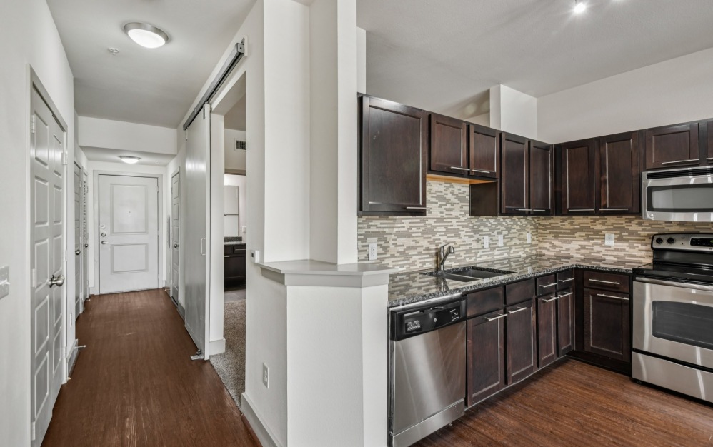S3 - Studio floorplan layout with 1 bathroom and 682 square feet (Entrance
, 3D)