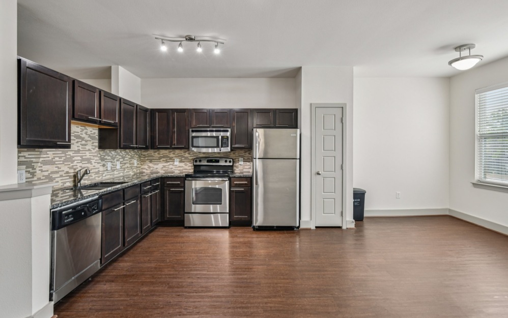 S3 - Studio floorplan layout with 1 bathroom and 682 square feet (Kitchen
, 3D)